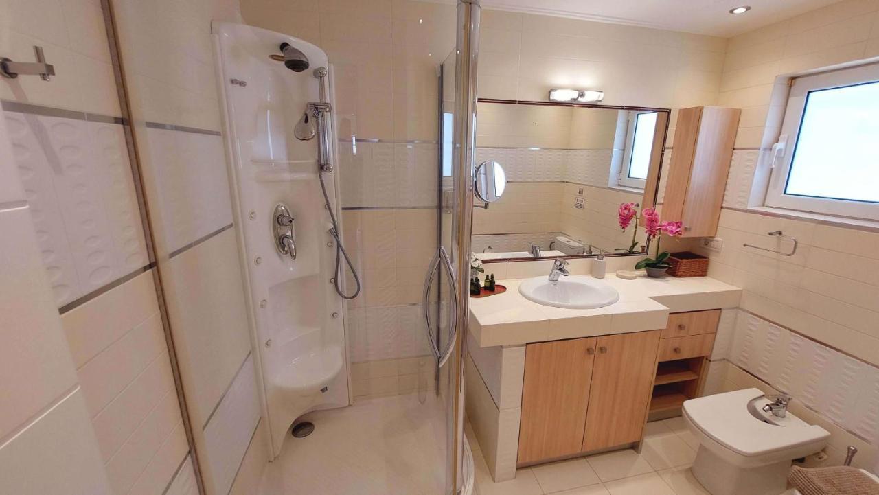 סוניו Holiday Villa Sunjoy Close To The Beach מראה חיצוני תמונה