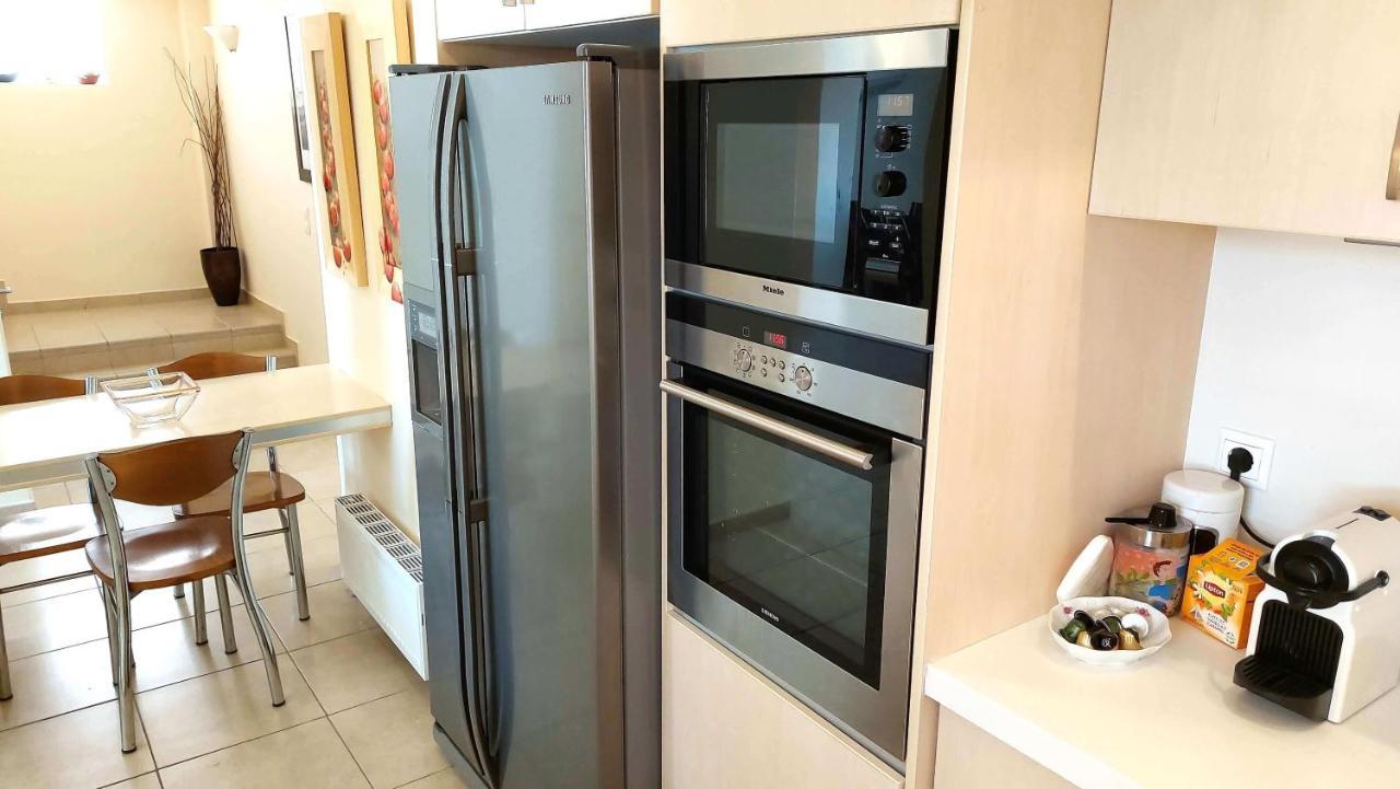 סוניו Holiday Villa Sunjoy Close To The Beach מראה חיצוני תמונה